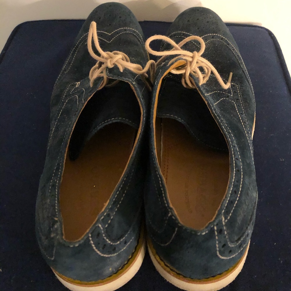 Sebago Suede Wingtips - Picture 3 of 5
